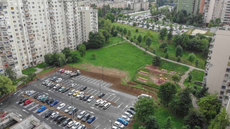 “Stanari dali saglasnost za uvođenje 24-satnog čuvanja parkinga u ulici Bajrama Zernunija”