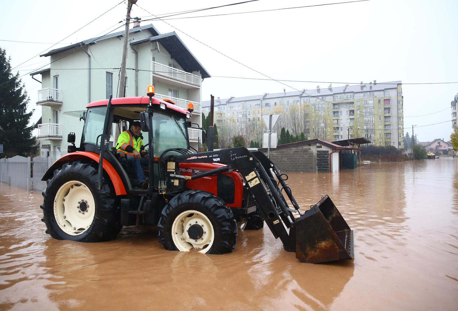Civilna zaštita u Sarajevu upozorila: Odmah preduzeti mjere zaštite od padavina, grada i vjetra