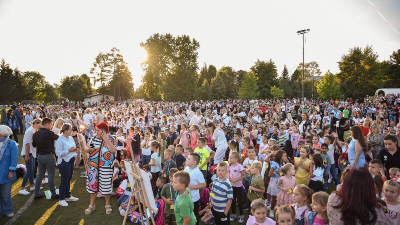 Općina Novi Grad organizovala zabavu i podijelila udžbenike i ruksake za više od 1.350 prvačića