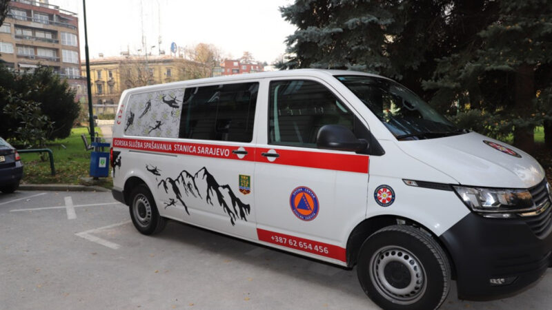 Općina Centar dodijelila kombi vozilo Gorskoj službi spašavanja