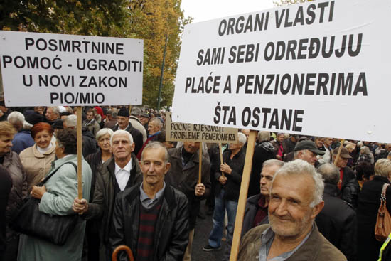 Udruženja penzionera će izaći na proteste pred Vladu FBiH ako ne uvaži njihove zahtjeve