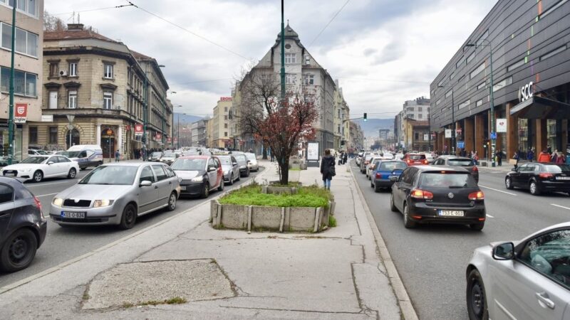 Prijedlog gradonačelnice: Spomenik Tvrtku I Kotromaniću postaviti na trotoar kod SCC-a