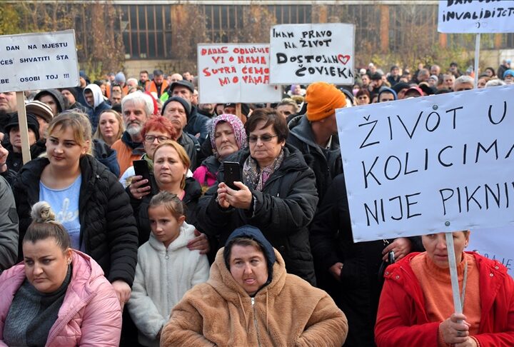 Sarajevo: Protest osoba s invaliditetom ispred Vlade FBiH