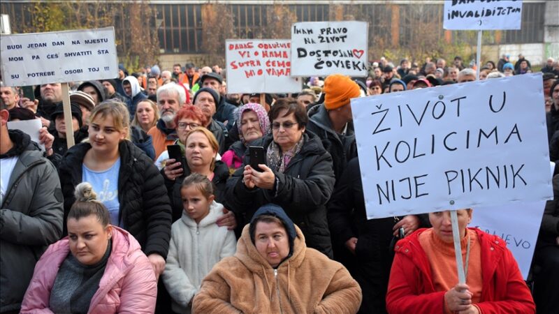 Sarajevo: Protest osoba s invaliditetom ispred Vlade FBiH