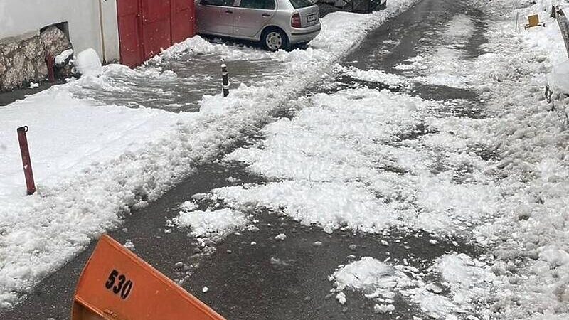 Sarajevo: Građani koji iz svojih dvorišta izbacuju snijeg na očišćene ulice će biti kažnjeni