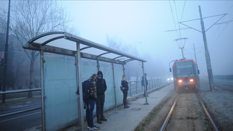 Inspekcija u Sarajevu kontroliše učesnike u saobraćaju zbog zagađenja zraka: Kazne do 5.000 KM