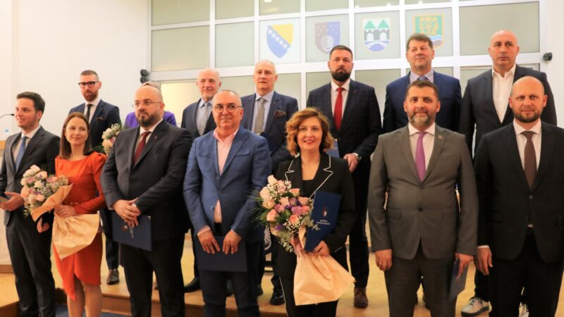 Imenovana nova Vlada Kantona Sarajevo na čelu sa premijerom Nihadom Ukom