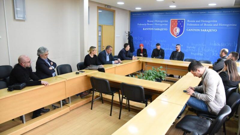 Novoimenovani ministar privede Zlatko Mijatović održao sastanak s bivšim ministrom Delićem i direktorima preduzeća