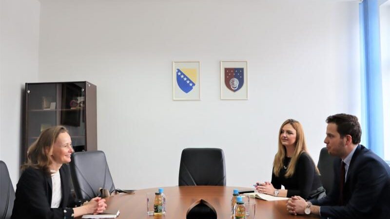 Uk i Lepp razgovarali o saradnji Vlade KS i Razvojne banke Vijeća Evrope (CEB)