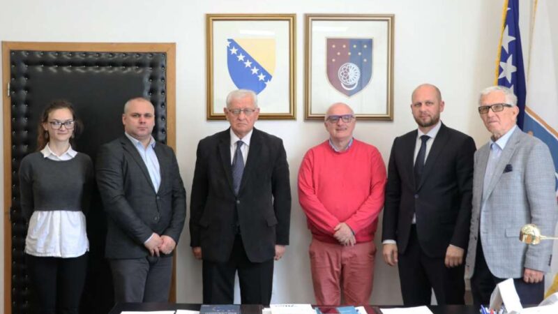 Okerić i eksperti o mogućnostima reforme nadležnosti i teritorijalne organizacije Sarajeva