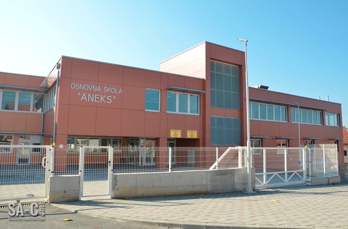 Sarajevo: U OŠ “Aneks” dojava o postavljenoj bombi stigla putem maila, u toku KDZ pregled