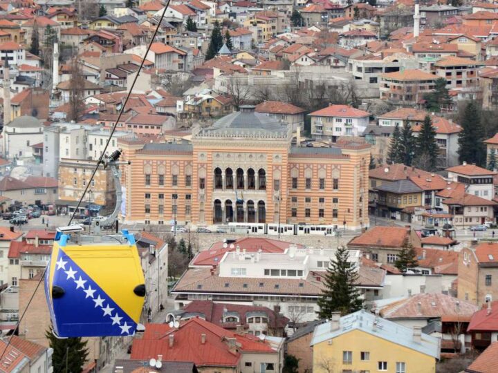 Za Praznik rada: Snižena cijena karte za Žičaru, Vijećnica i Bijela tabija rade od 9 do 17 sati