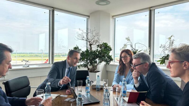 Razmatra se uvođenje direktne aviolinije između Praga i Sarajeva