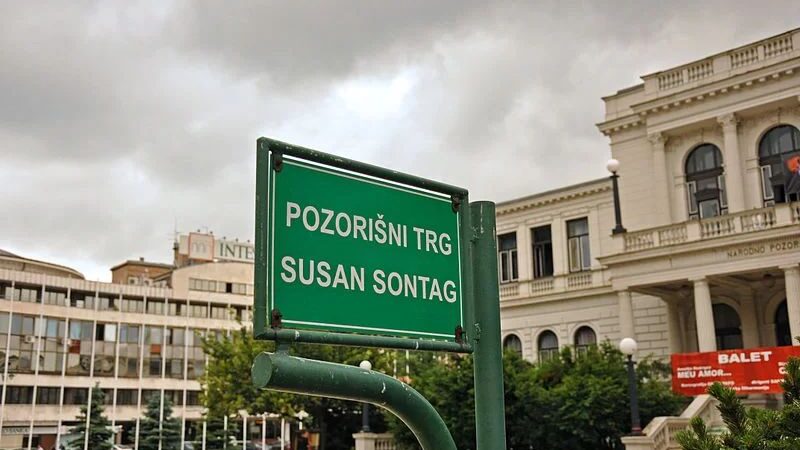 Privremena izmjena saobraćaja na dijelu ulica Branilaca Sarajeva i Kulovića večeras i naredne dvije večeri