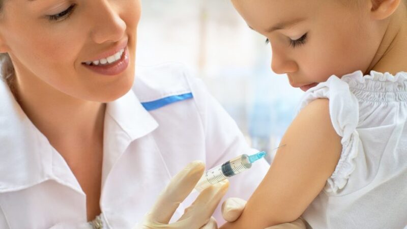 Ministarstvo zdravstva KS: Nabavljeno 548 doza pneumokoknih vakcina za djecu do pet godina