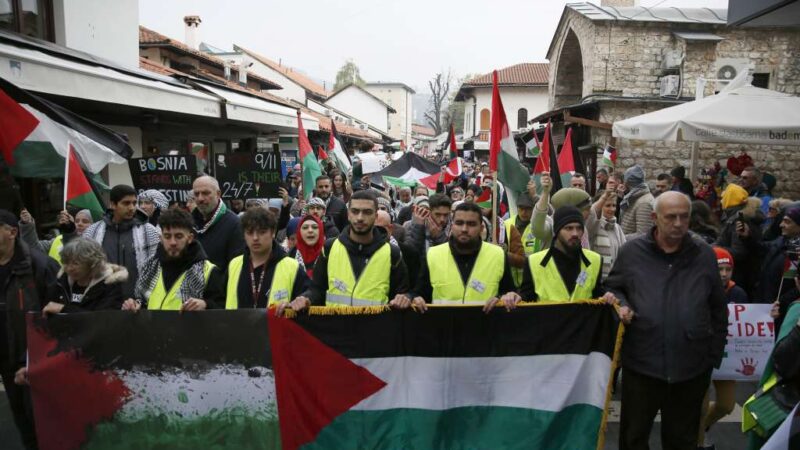 U Sarajevu održana mirna šetnja i skup podrške palestinskom narodu