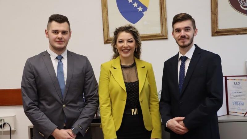 Ministarstvo za nauku, visoko obrazovanje i mlade i Studentski parlament potpisali ugovor o saradnji 