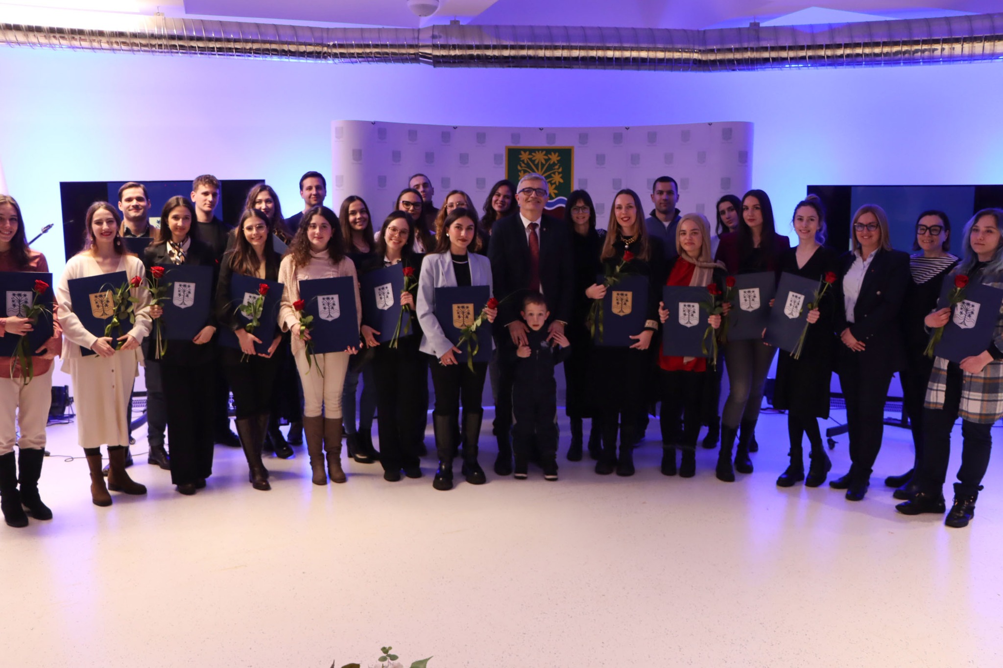 Uručena priznanja najboljim studentima UNSA