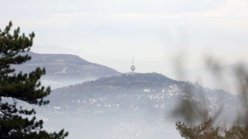 KS: Povišene vrijednosti sumpor dioksida u zraku, hronični bolesnici ne trebaju boraviti vani