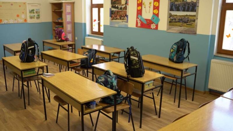 Svakog prvog u mjesecu nastava u sarajevskim školama počinjat će izvođenjem himne BiH
