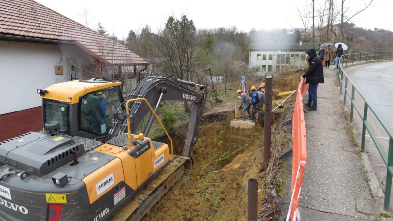 Počeli radovi na rekonstrukciji i proširenju Nahorevske ulice