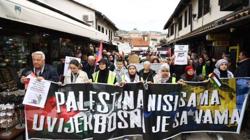 U Sarajevu održana protestna šetnja u znak podrške Palestini