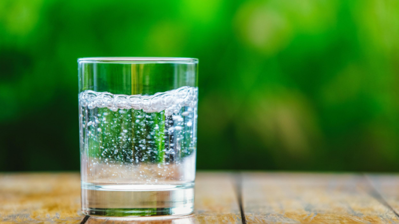 Volite mineralnu vodu? Stručnjaci otkrili kako djeluje na naše zdravlje
