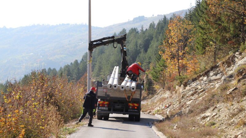 U toku izgradnja nove javne rasvjete prema vodopadu Skakavac