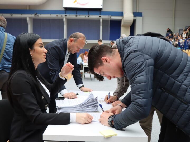 Općina Novo Sarajevo izdvojila blizu milion KM za stipendiranje 1.098 učenika i studenata