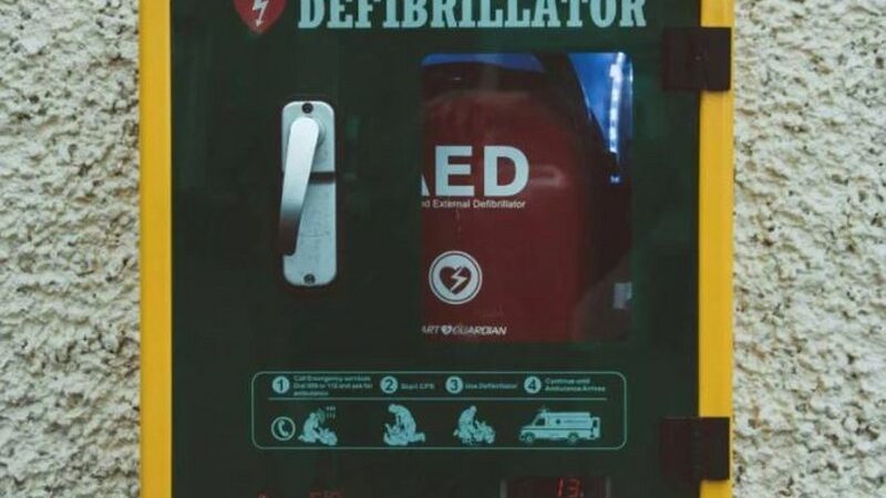 U Vogošći postavljena dva automatska eksterna defibrilatora