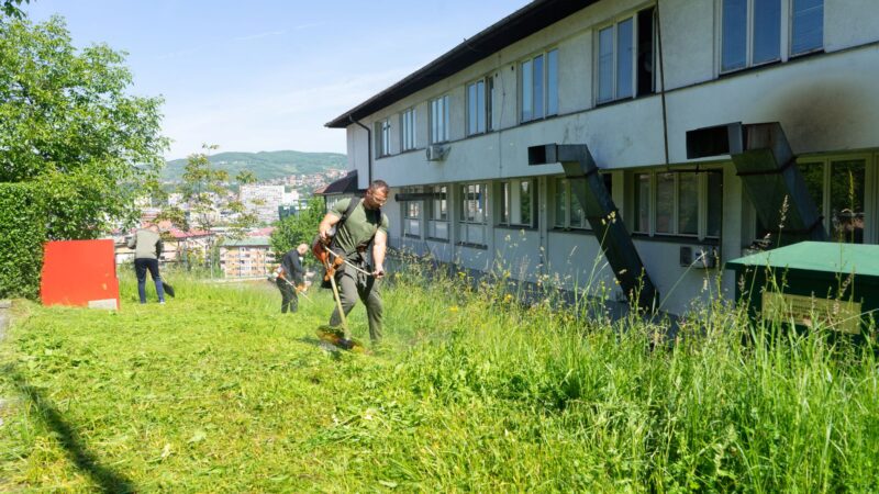U proljetnoj akciji čišćenja učestvovalo oko 450 službenika i kadeta FMUP-a i FUP-a