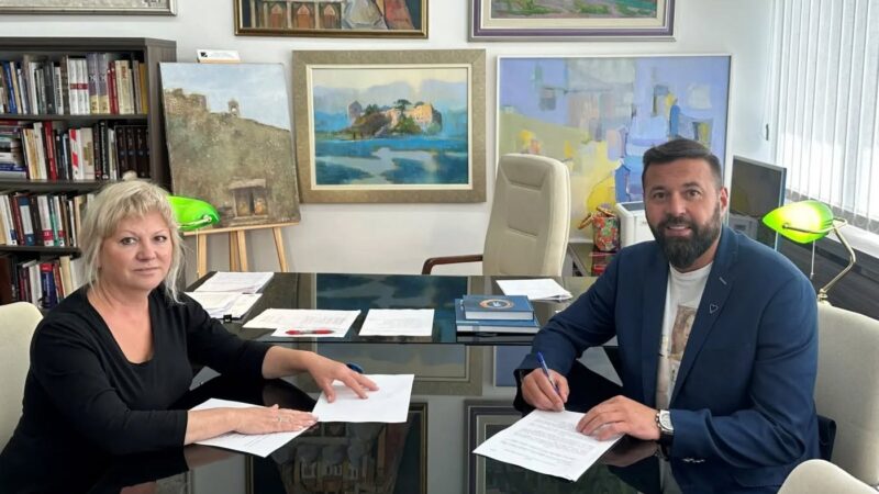 Vlaisavljević i Magoda potpisali ugovore za unapređenje infrastrukture u SARTR-u