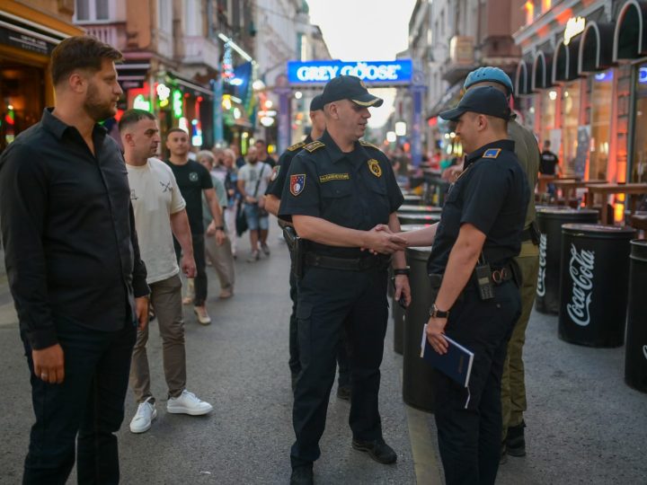Općina Stari Grad donirala zaštitne kacige Policijskoj upravi Stari Grad