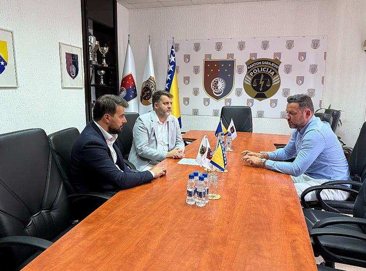 Općina Ilidža će prva u BiH omogućiti građanima da aktiviraju elektronski potpis u prostorijama Općine
